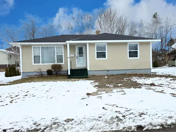 99 Ranna Dr, Cape Breton, NS B1P 3Y5