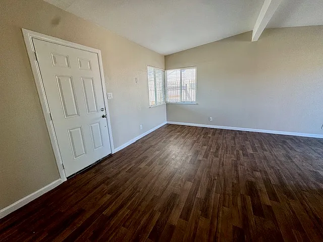 2917 Howard Dr — Photo 2