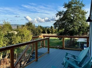875 El Centro Ave, Napa, CA 94558