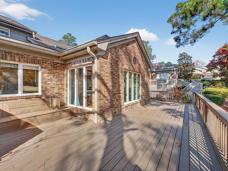 205 Club Villa Dr W — Photo 47