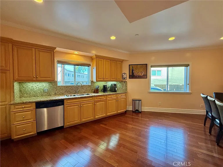 11989 Laurelwood Dr #1 — Photo 3