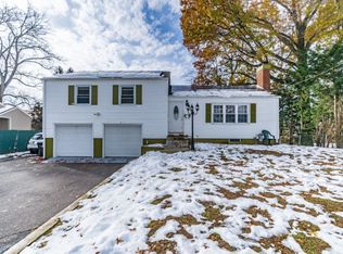 88 Lancashire Rd, Springfield, MA 01104