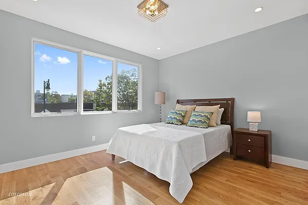 Sold by Corcoran | media 23