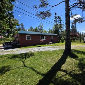 2750 N Three Mile Rd, Hessel, MI, 49745