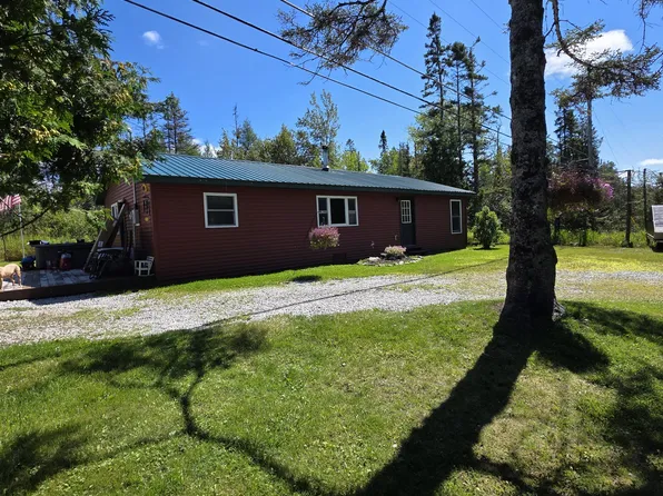2750 N Three Mile Rd, Hessel, MI 49745