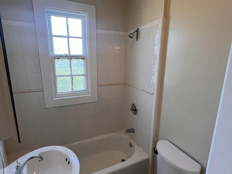 1910 Parkwood Ave #A — Photo 22