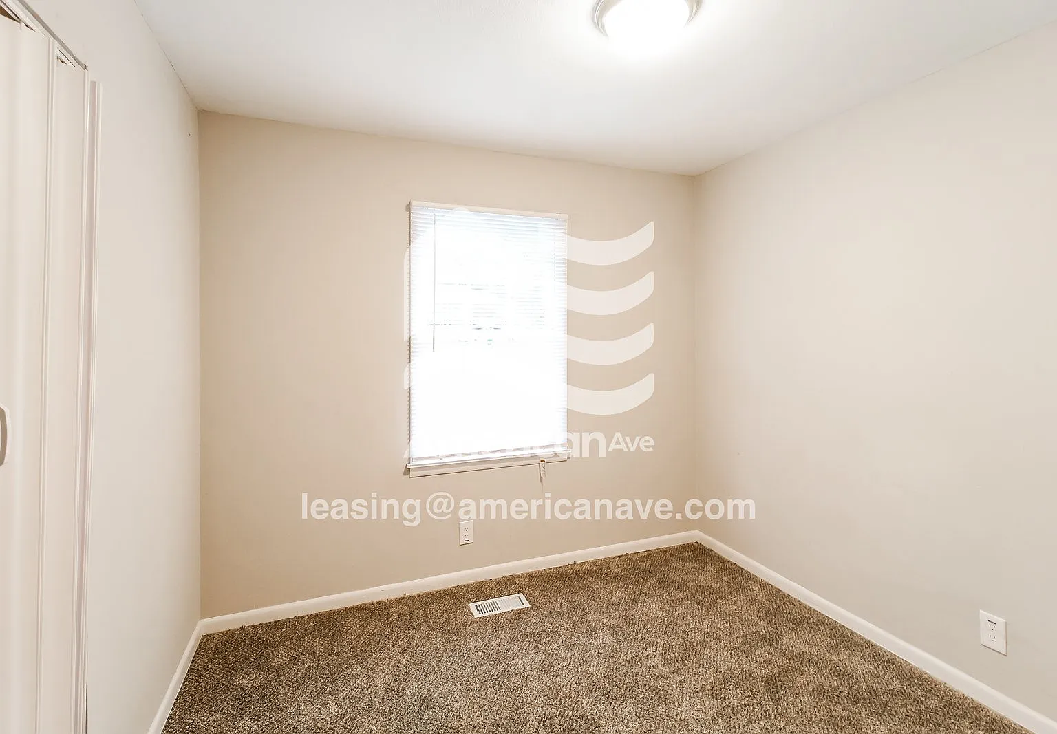 3 bed, 1.0 bath, 963 sqft, $872 — Photo 4