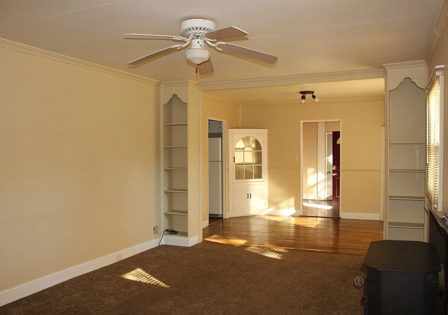 Walk to Ball State! Spacious 4BR with Fenced Yard & Garage — Photo 3