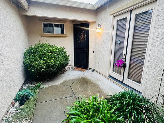 2nd image of 160 Odell Cir