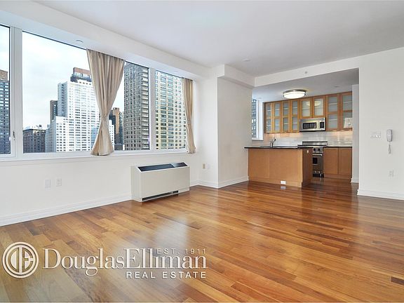 4th image of 200 W End Ave APT 12A