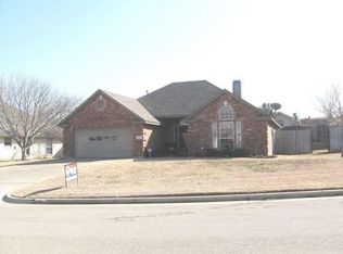 1615 Shelley Ln, Cleburne, TX 76033