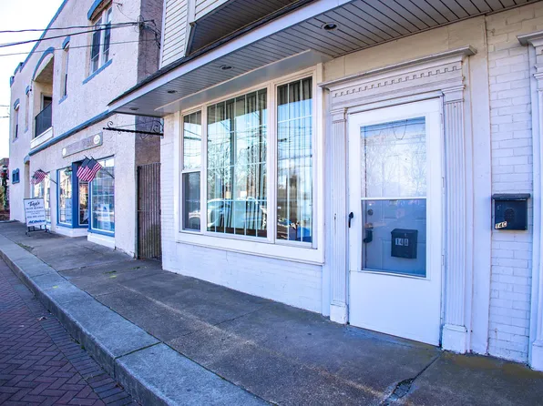 14 W High St APT A, Glassboro, NJ 08028