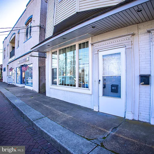 14 W High St #A Photo 1