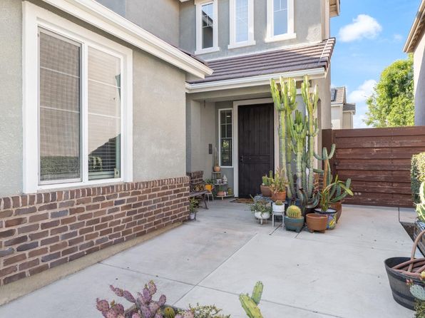 3575 Bellaire Ave, Clovis, CA 93619