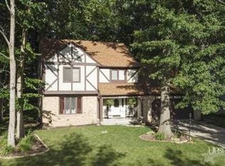 5302 Hartford Dr, Fort Wayne, IN