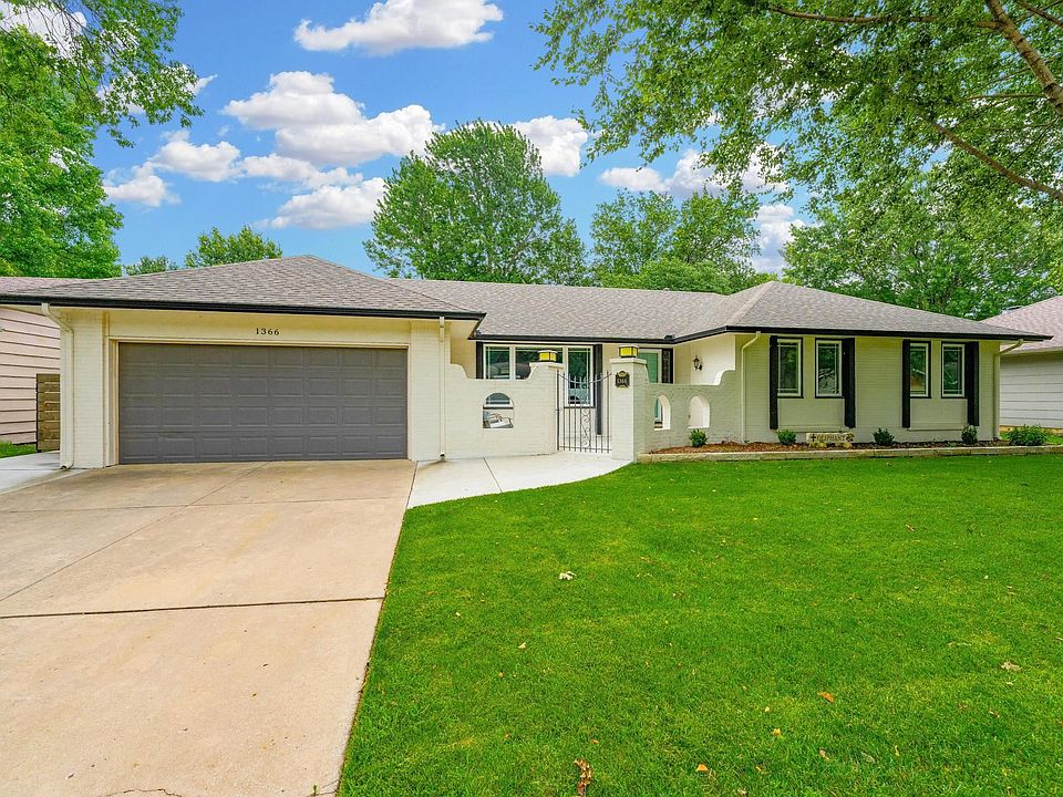 1st image of 1366 N Caddy Ln