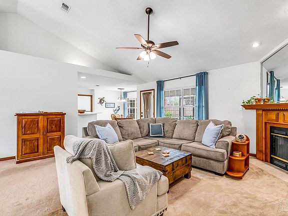 2nd image of 2060 Hamilton Crossing Dr