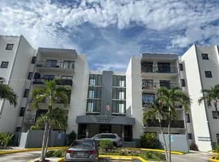 Versailles Plaza Condo, Hialeah, FL 33012