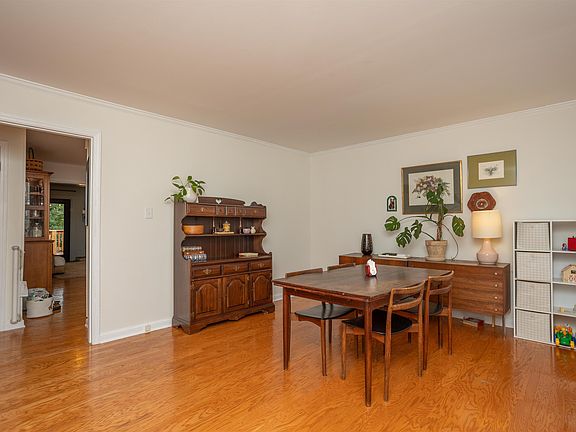 5th image of 4 Shannon Pl