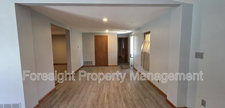 6470 Sherman Rd — Photo 3