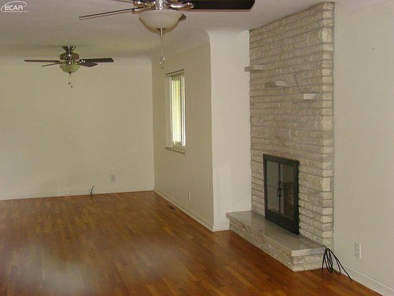 4th image of 6090 Wedgewood Dr