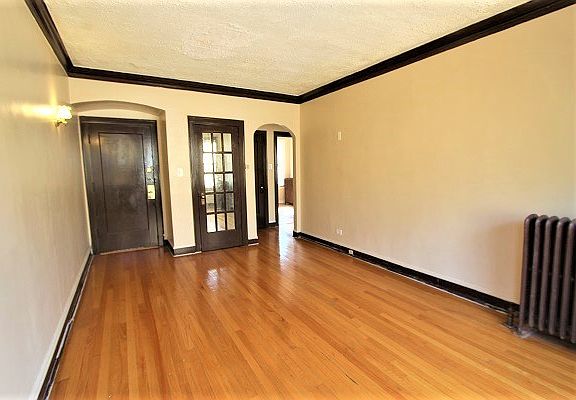 3rd image of 8126 S Drexel Ave APT 3W