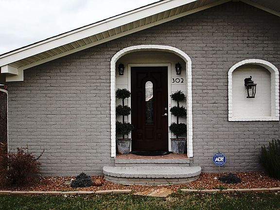 2nd image of 302 Gillen Dr