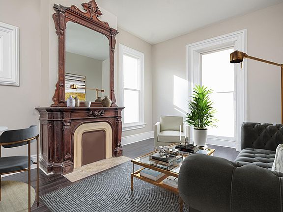 3rd image of 3805 Franklin Blvd #101