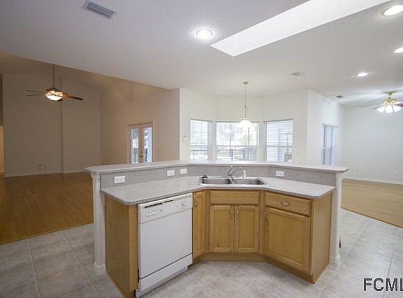 2nd image of 40 Bolling Ln