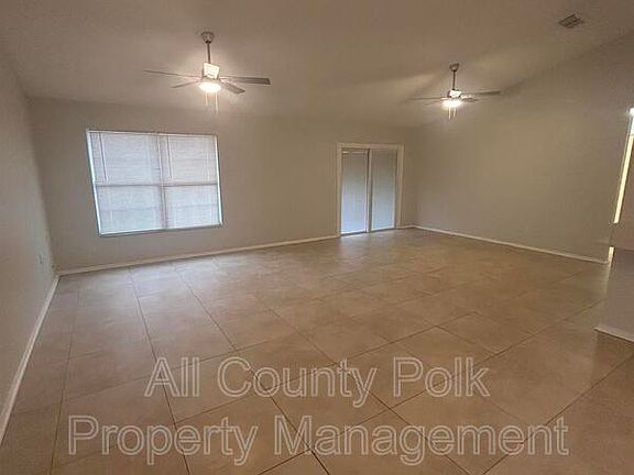 5th image of 1066 Sunshine Way SW