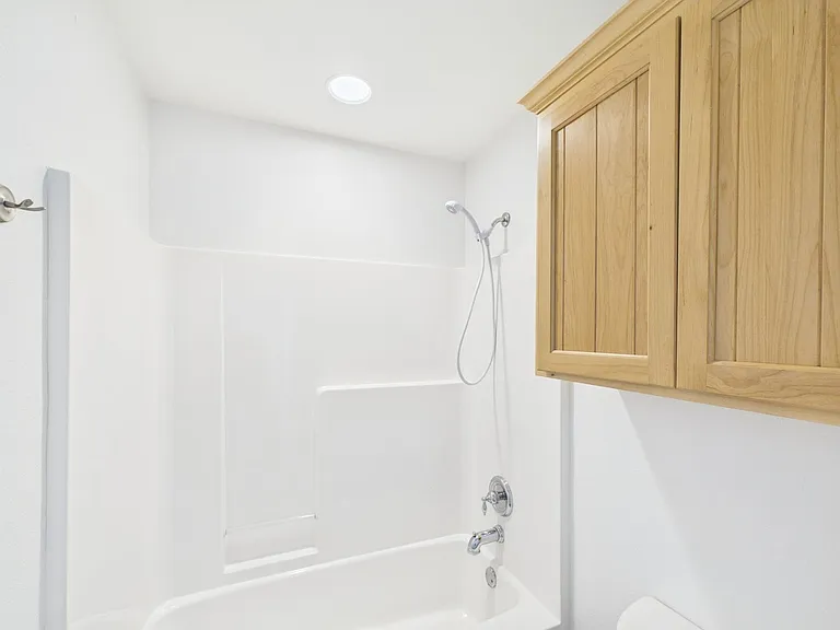 1721 Cherrywood Dr — Photo 29
