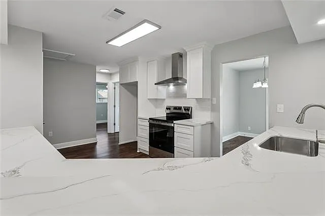 109 Meredith Dr — Photo 9