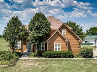 31820 Metcalf St, Louisburg, KS 66053