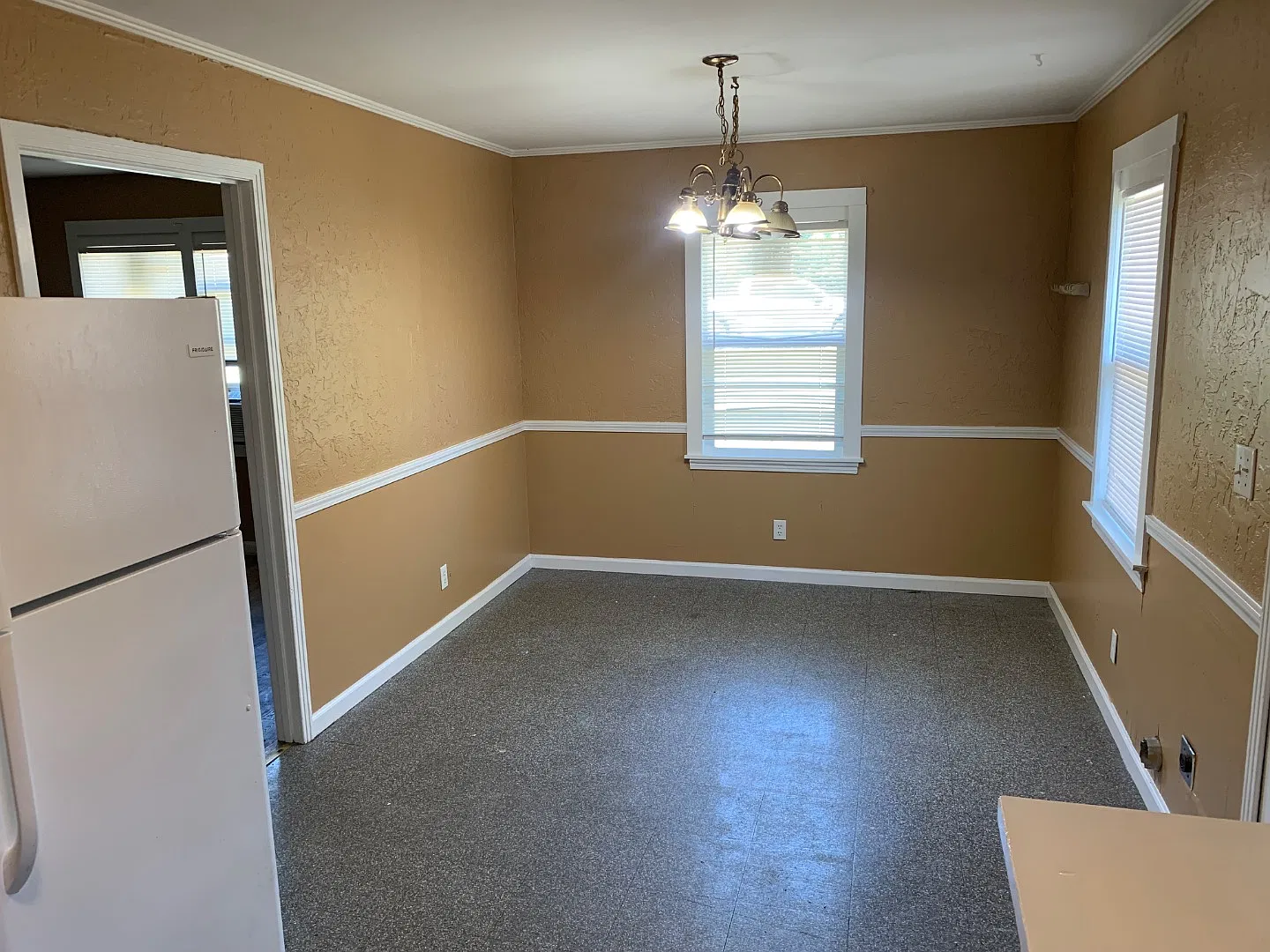 4-6 Sherwood Lane - 4 — Photo 4