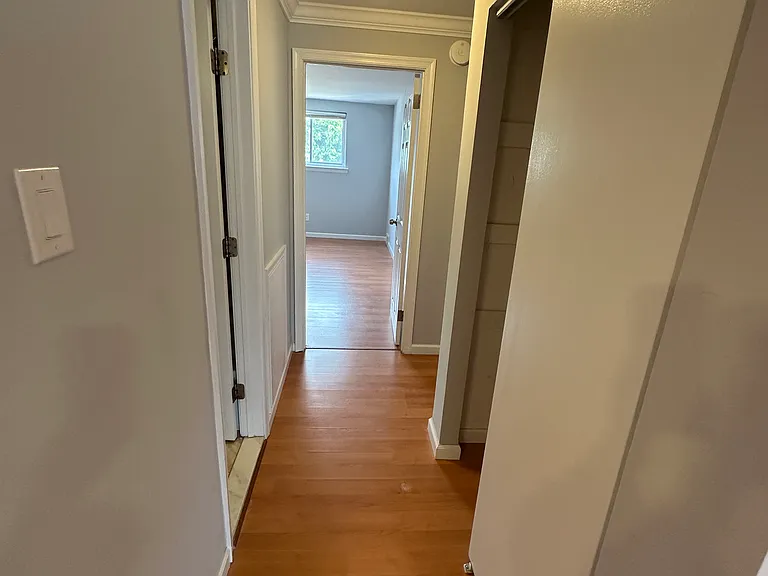 9414 Kirkwood Rd #1 — Photo 3
