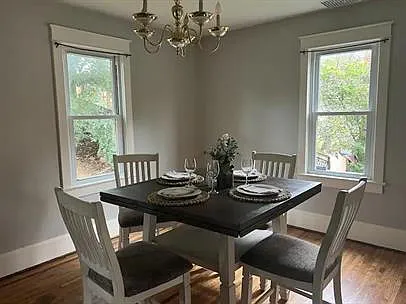 30 Fairview Ave — Photo 2