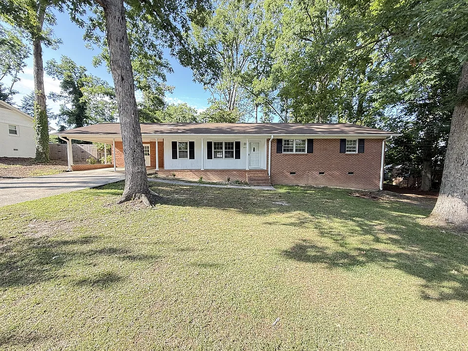 407 Strange Rd