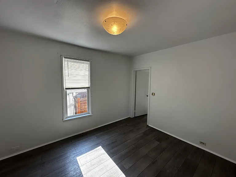 172 W Maple Ave #2 — Photo 16