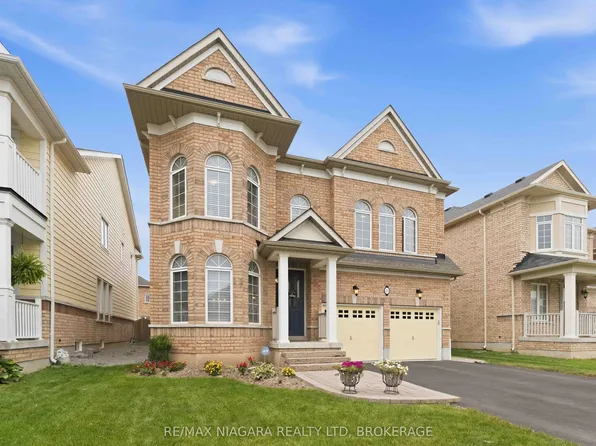 15 Fox Grape Rd, Thorold, ON L2V 0B4