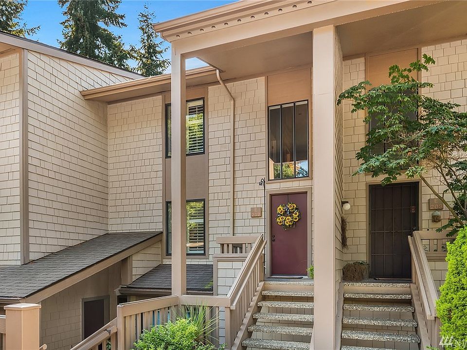 1st image of 13730 15th Ave NE APT E202