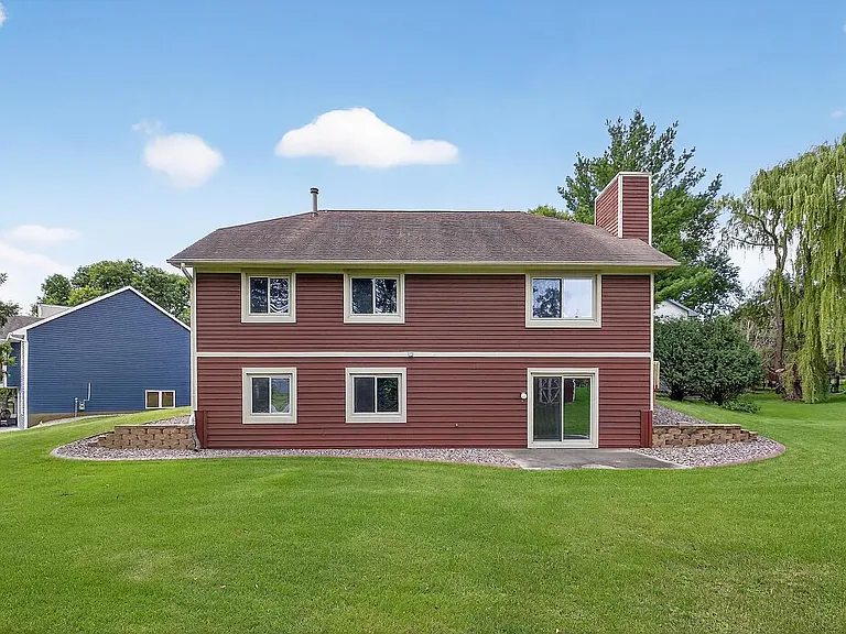 4543 Arbor Dr NW — Photo 3