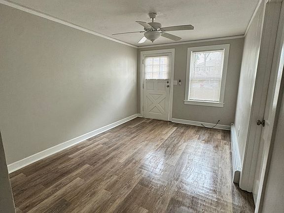 3rd image of 233 North Ave Unit 1