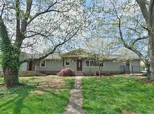 105 Tower Dr, Knoxville, TN 37912