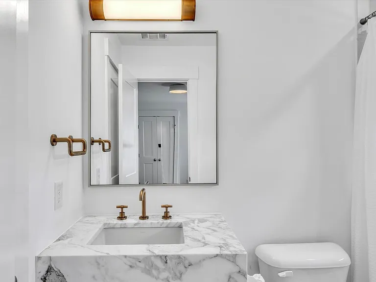 158 Bluffside Cir — Photo 27