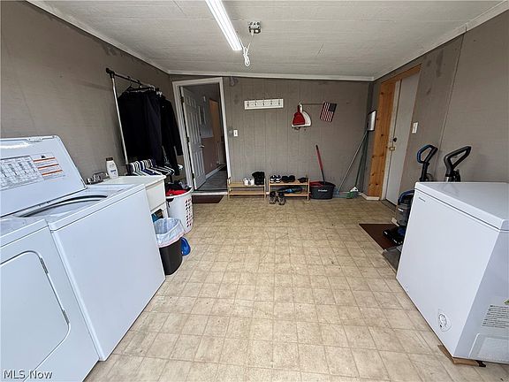 5th image of 803 Kenilworth Ave