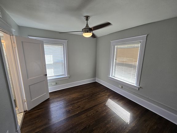 5th image of 1600 W 37th St APT 1E
