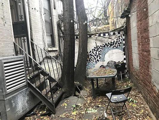 Rented by Village Living Realty | media 10