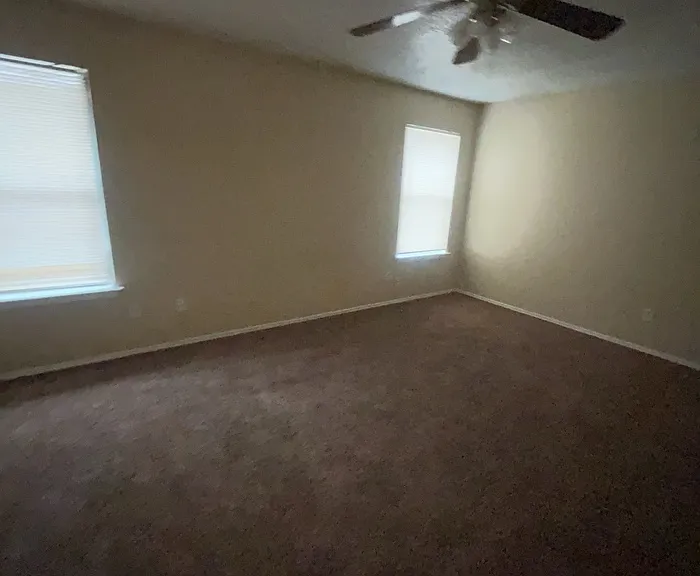 4376 Hulen Cir E — Photo 3