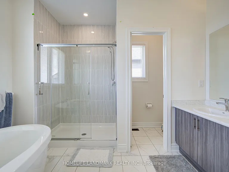 2151 Binbrook Dr — Photo 32