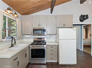 28393 Larchmont Ln #28393, Lake Arrowhead, CA 92352